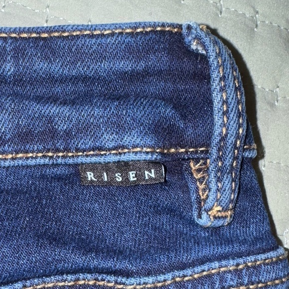 Risen Full Size High Rise Frayed Hem Flare Jeans. Size Jr 9. Dark blue. EUC - Picture 5 of 15